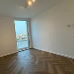 Huur 4 slaapkamer appartement van 105 m² in Noordelijke IJ-oevers-West