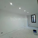 Affitto 3 camera appartamento di 150 m² in Gricignano di Aversa