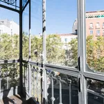 Rent 3 bedroom apartment of 202 m² in Madrid