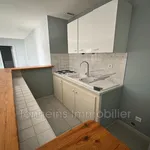 Appartement de 65 m² avec 1 chambre(s) en location à Tonneins