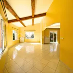 Rent 7 bedroom house of 179 m² in Gignac