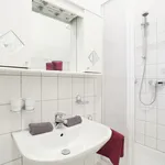 Rent 2 bedroom apartment of 71 m² in Vienna