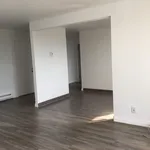 3 bedroom apartment of 742 sq. ft in Quebec