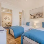 Rent 3 bedroom apartment of 65 m² in Lisbon