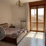 Rent 4 bedroom apartment of 100 m² in Pieve Emanuele