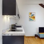 Rent 1 bedroom apartment of 39 m² in Fontainebleau