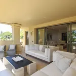 Rent 2 bedroom apartment of 190 m² in Puerto Banús