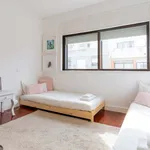 Rent 6 bedroom apartment in Porto