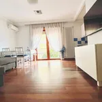 Rent 2 bedroom apartment of 55 m² in Napoli