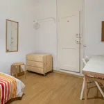 Rent 6 bedroom apartment in Lisbon