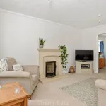 Rent 4 bedroom house in Cherwell District