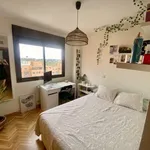 Rent a room of 120 m² in madrid