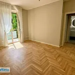 Rent 3 bedroom apartment of 82 m² in Milan