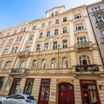 Pronajměte si 1 ložnic/e byt o rozloze 67 m² v Prague