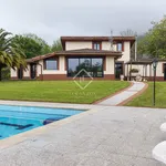 Rent 5 bedroom house of 320 m² in País Vasco