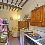 Rent 4 bedroom apartment of 80 m² in Cortona