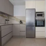 Rent 4 bedroom apartment of 170 m² in valencia