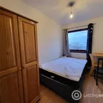 Rent 2 bedroom flat in Dundee