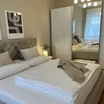 Rent 1 bedroom apartment of 50 m² in Dusseldorf