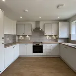 Rent 3 bedroom flat in East Midlands