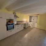 Maison de 87 m² avec 3 chambre(s) en location à Brizambourg