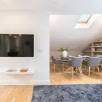 Rent 1 bedroom apartment of 100 m² in Madrid