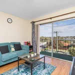 Rent 1 bedroom apartment in Spearwood