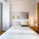 Rent a room of 90 m² in madrid