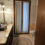 Appartamento arredato con terrazzo Centro