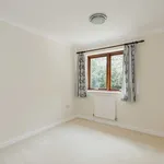 Rent 5 bedroom flat in South East England