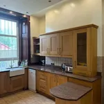 Rent 5 bedroom house in Glasgow