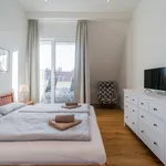 Miete 5 Schlafzimmer wohnung von 200 m² in Berlin