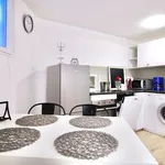 Rent 1 bedroom apartment of 70 m² in Dusseldorf