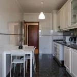 Rent 4 bedroom apartment in Braga