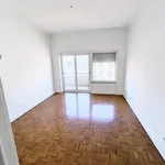 Rent 4 bedroom apartment of 225 m² in Lisbon