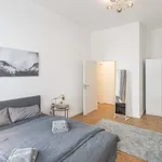 Rent 6 bedroom apartment of 90 m² in Berlin