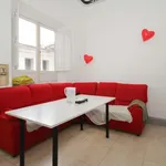 Rent a room of 200 m² in granada