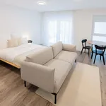 Rent 2 bedroom apartment of 33 m² in Frankfurt