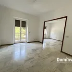 Affitto 3 camera appartamento di 104 m² in Roma