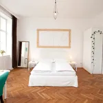 Rent 5 bedroom apartment of 96 m² in Vienna