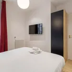 Rent 1 bedroom apartment of 55 m² in Lyon