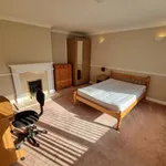 Rent 6 bedroom house in West Midlands