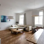 Pronajměte si 2 ložnic/e byt o rozloze 112 m² v Prague