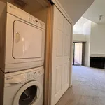 Rent 2 bedroom apartment of 91 m² in Maricopa