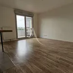 Rent 3 bedroom apartment of 62 m² in Cergy