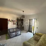 Affitto 2 camera appartamento di 80 m² in Giugliano in Campania