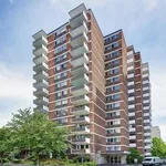 Rent 2 bedroom apartment in Montréal