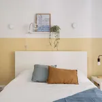 Rent a room in lisbon