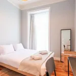 Rent a room in lisbon