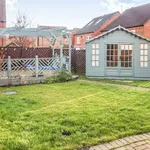 Rent 4 bedroom house in Yorkshire And The Humber